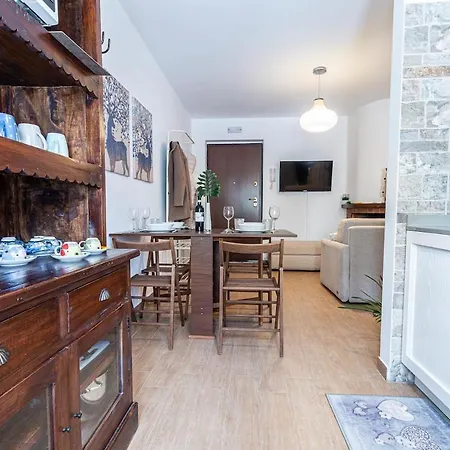 公寓 Biancaneve-self Checkin-garage-skiroom-wifi