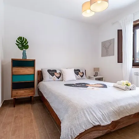 Biancaneve-self Checkin-garage-skiroom-wifi 公寓 *