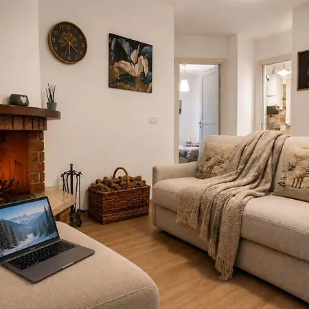 Apartamento Biancaneve-self Checkin-garage-terrazzo-wifi