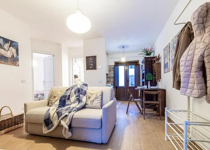 Biancaneve-self Checkin-garage-skiroom-wifi * ロッカラーゾ