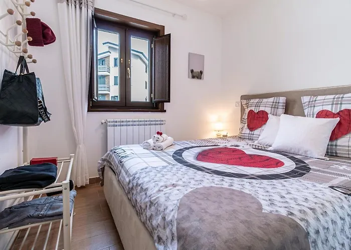 Biancaneve-self Checkin-garage-skiroom-wifi * ロッカラーゾ